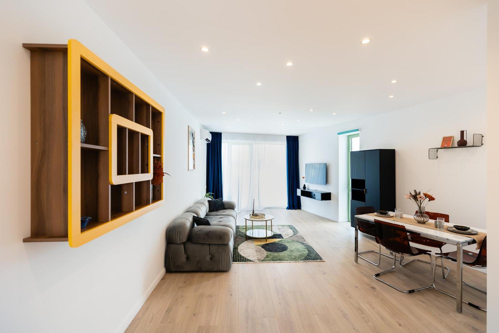Roots One - Lakeview Escape With Balcony & Parking Bucharest Exterior photo